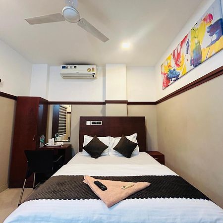 Rio Rooms Medical College โคชิโคด ภายนอก รูปภาพ